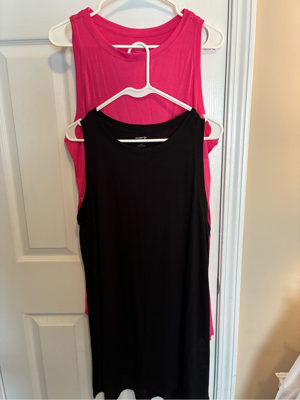 Old Navy Women's Tank Coverup Pair in Black and Hot Pink